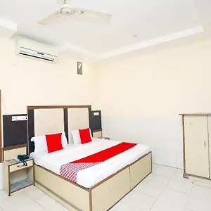 Hotel Oyo 2530 Surya Palace, Chandigarh