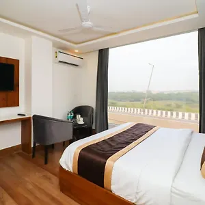 hotel-sunil-d-almeida.top-gurgaonhotels.com/