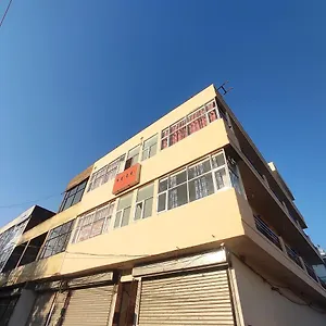 Hotel Yolo-, Chandigarh